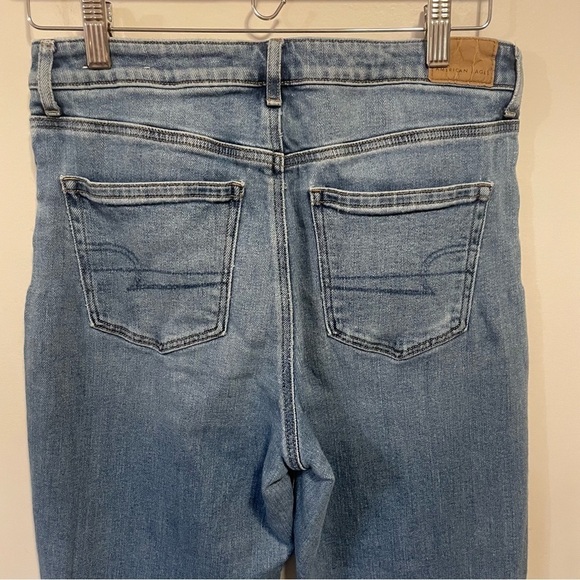American Eagle Mom Jeans - Picture 2 of 6